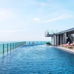 Отель The Base Central Pattaya By Favstay Паттайя бассейн