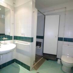 Отель HI - Parque das Nacoes Youth Hostel Португалия, Лиссабон - отзывы, цены и фото номеров - забронировать отель HI - Parque das Nacoes Youth Hostel онлайн ванная