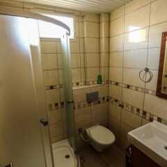 Kizkalesi Sari Konak Apart Otel Турция, Силифке - отзывы, цены и фото номеров - забронировать отель Kizkalesi Sari Konak Apart Otel онлайн ванная