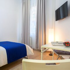 Отель LuxApartments Kurskaya Москва комната для гостей фото 4