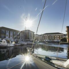 Отель Brighton Marina Apartment Великобритания, Брайтон - отзывы, цены и фото номеров - забронировать отель Brighton Marina Apartment онлайн приотельная территория фото 2