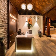 Phuket Airport Hotel сауна