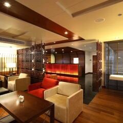 Отель Oakwood Residence Sukhumvit Thonglor Бангкок гостиничный бар
