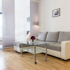 Отель New Modern Apartment with Zizkov Parking Чехия, Прага - отзывы, цены и фото номеров - забронировать отель New Modern Apartment with Zizkov Parking онлайн комната для гостей фото 4