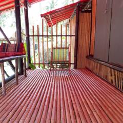 Отель Cocotero Resort The Hidden Village by Costa Lanta балкон