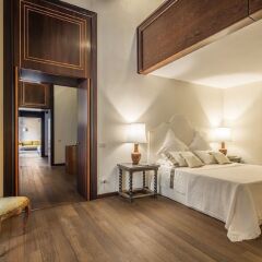 Отель Palazzo Berardi сейф в номере