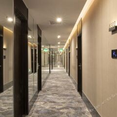 Отель IU Hotel Tianjin Sky Tower Resorts Cathay Китай, Тяньцзинь - отзывы, цены и фото номеров - забронировать отель IU Hotel Tianjin Sky Tower Resorts Cathay онлайн интерьер отеля фото 2