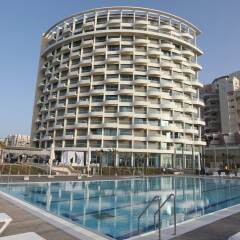 Отель West All Suite Boutique Tel Aviv бассейн фото 5
