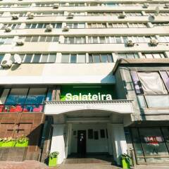Гостиница 4-Room Apartment Kiev Opera View Украина, Киев - отзывы, цены и фото номеров - забронировать гостиницу 4-Room Apartment Kiev Opera View онлайн вид на фасад