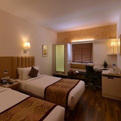 Отель Tulip Inn West Delhi комната для гостей фото 5