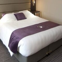 Отель Premier Inn London Lewisham комната для гостей