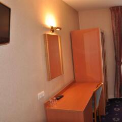 Hotel Grenelle Paris Eiffel Tower комната для гостей
