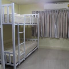 Donmueang Airport Residence Hostel балкон