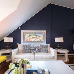 Отель Luxury 3BR Duplex 240m2 City Center PRK Лиссабон фото 4