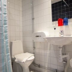 STF Gärdet Hotel & Hostel in Stockholm, Sweden from 86$, photos, reviews - zenhotels.com bathroom