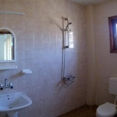 Hotel Alex Балчик ванная