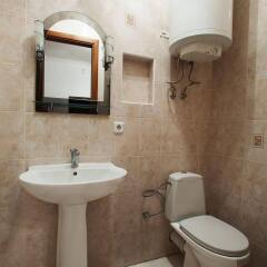 Renaissance Suites Odessa Apartment-Hotel ванная