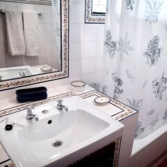 Отель Villa With 3 Bedrooms in Lamego, With Wonderful Mountain View, Private ванная