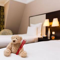 Renaissance Brussels Hotel с домашними животными