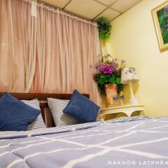 Отель Nakhon Latphrao Hostel Таиланд, Бангкок - отзывы, цены и фото номеров - забронировать отель Nakhon Latphrao Hostel онлайн комната для гостей