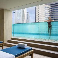 Отель Ascott Raffles Place Singapore бассейн фото 3