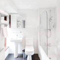 Отель Argyll Guest House Глазго ванная фото 3