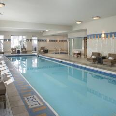 Отель Vancouver Marriott Pinnacle Downtown бассейн