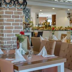 Best Western Plus Khan Hotel Турция, Анталья - 2 отзыва об отеле, цены и фото номеров - забронировать отель Best Western Plus Khan Hotel онлайн питание фото 2