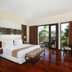 Отель The Seminyak Beach Resort & Spa комната для гостей фото 5