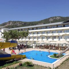Aquabella Beach Hotel с домашними животными