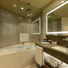 Отель Hilton Istanbul Kozyatagi ванная