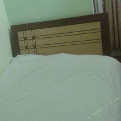 Dazhong Hostel (Zhongshan Sunwen Middle Road) парковка