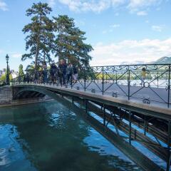 Отель Campanile Annecy - Cran Gevrier бассейн