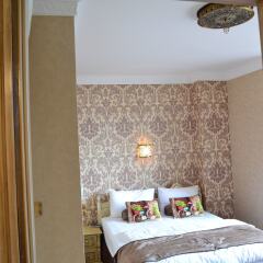 Kaftan Hotel сейф в номере