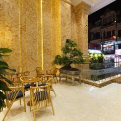 Daphovina Hotel Нячанг