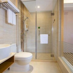 Vienna Hotel Shenzhen Shiyantong Fuyu Шэньчжэнь ванная