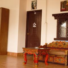 Отель Hostel Milarepa Непал, Катманду - отзывы, цены и фото номеров - забронировать отель Hostel Milarepa онлайн развлечения