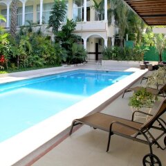 Hotel Villa Las Margaritas Sucursal Caxa бассейн фото 3