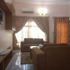 Ozom Hotel Энугу удобства в номере