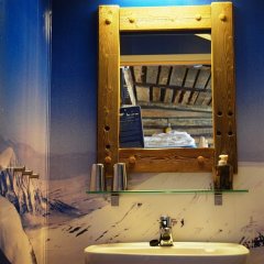 Basecamp Spitsbergen in Longyearbyen, Svalbard from 209$, photos, reviews - zenhotels.com bathroom