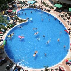 Отель Berlin Golden Beach Hotel - All Inclusive Болгария, Золотые пески - отзывы, цены и фото номеров - забронировать отель Berlin Golden Beach Hotel - All Inclusive онлайн бассейн