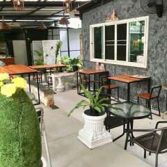 Отель FIRST 1 Boutique House at Sukhumvit 1 фото 12