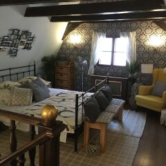 Отель Incredible 2Br Loft in Heart of Prague интерьер отеля