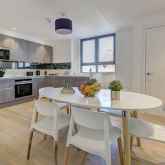 Апартаменты Luxury Frampton Apartment в номере