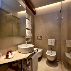Отель Rosa Salva Hotel Италия, Венеция - 1 отзыв об отеле, цены и фото номеров - забронировать отель Rosa Salva Hotel онлайн ванная