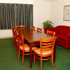 Colony House Motor Lodge in Roanoke, United States of America from 184$, photos, reviews - zenhotels.com guestroom photo 5