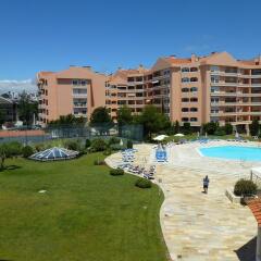 Hotel Riviera бассейн