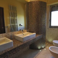 Отель Bed and Breakfast La Villa Бари ванная