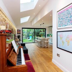 Отель Hampstead Heath Family Home интерьер отеля фото 2