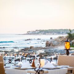 Cabo Surf Hotel & Spa пляж